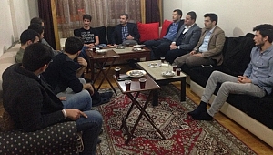 AK Gençlik Öğrenci Evlerinde Yeni Sistemi Anlattı