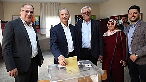 Başkan Dişli Oyunu Kullandı