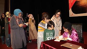 Gençlerde Ümmet Bilinci Oluşuyor