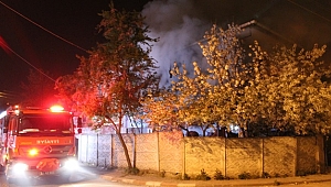 Sabaha Karşı Çıkan Yangın, Paniğe Neden Oldu 