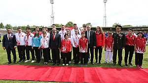 Yarınlarımızı Gençler İnşa Edecek