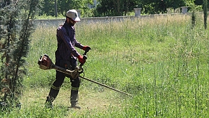 460 Mezarlık Bayrama Hazırlanıyor