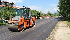 Akyazı Yahyalı’da Sıcak Asfalt Mutluluğu