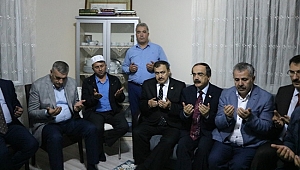 Bakan Eroğlu, Şehit Aydoğan Aydın’ın Annesini Ziyaret Etti