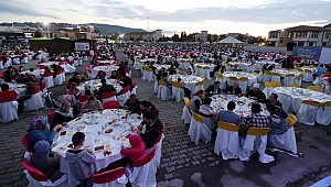 Kardeşlik Sofraları Serdivan’da Kuruldu