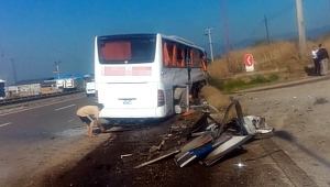 Pamukova'da Otobüs Kazası: 2 Yaralı