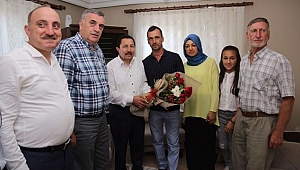 Şehit Ve Gazilerimizin Hakkı Ödenmez