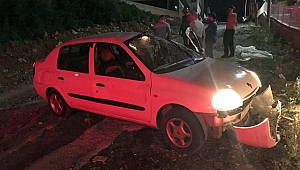 Serdivan'da Trafik Kazası! 2 Yaralı