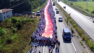 Türk Bayraklı Adalet Yürüyüşü Havadan Görüntülendi