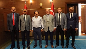 ​​​​​​​APEK'den Vali Balkanlıoğlu'na Hayırlı Olsun Ziyareti