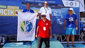 Büyükşehir Yüzmede Fark Yaratıyor