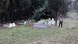Mezarlıklar Bayrama Hazırlanıyor
