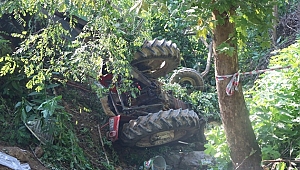 Sakarya'da Fındık İşçilerini Taşıyan Traktör Dereye Devrildi: 7 Ölü, 9 Yaralı