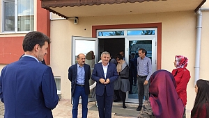 Başkan Soğuk Okulları Gezdi