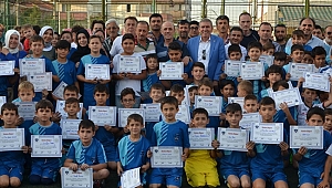 Erenlerspor Futbol Yaz Okulu Sertifika Töreni ile Sona Erdi