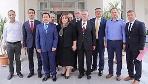 Vali Balkanlıoğlu’dan İl Milli Eğitim Müdürlüğü’ne Ziyaret