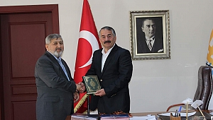 Arifiye İlçe Müftüsünden Başkana Ziyaret