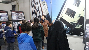 Deprem Müzesinde Ders