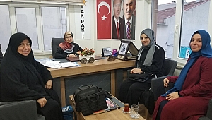 Eğitim-Bir-Sen’li Kadınlardan Arakan Yararına Etkinlik