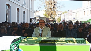 Gazeteci Sırrı Şanlı Son Yolculuğuna Uğurlandı