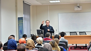 Dış Politika Gerçekleri Konuşuldu