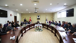 Vali Balkanlıoğlu, “Halk Günü” Toplantısında Vatandaşlarla Buluştu