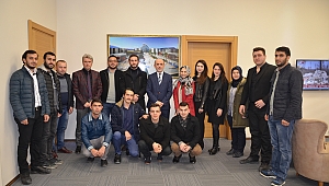 AK Gençlikle Hedeflerimize İlerleyeceğiz