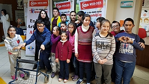 MEB-DER Akyazı’da Özel Çocuklara Eğitim Verdi