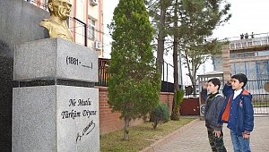 ORTAOKUL ÖĞRENCİLERİNDEN DUYGULANDIRAN HAREKET