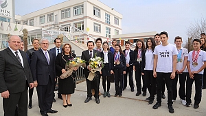 Vali Balkanlıoğlu’ndan Okullara Ziyaret