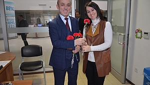 Başkan Öztürk, “Kadınlarımıza Her Gün Sevgi Ve Hürmet Göstermeliyiz”