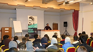 “Kitap Okuyarak Kendimi Keşfettim”