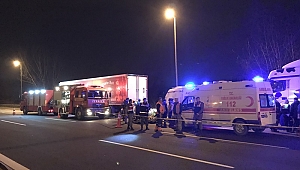 TEM'DE FECİ KAZA! 2 ÖLÜ