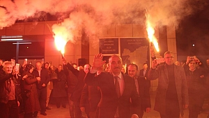 ‘Şimdi Erenler’imize Hizmet Vakti’