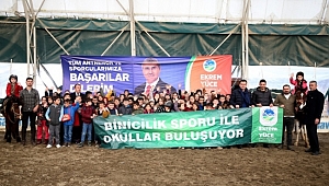 Minik Binicilerin Maneje Keyfi