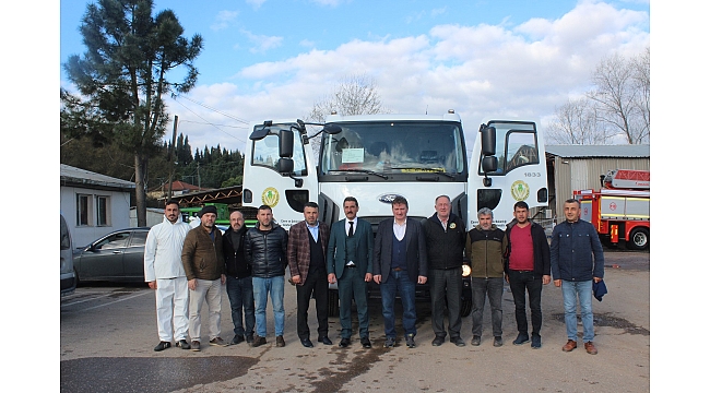 ÇEVRE VE ŞEHİRCİLİK BAKANLIĞINDAN FERİZLİ BELEDİYESİNE HİBE ÇÖP KAMYONU