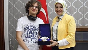 Sakaryalı Öğrenciden Gururlandıran Büyük Başarı