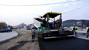 Kumköy ve Kovan Sokakta asfalt çalışmaları başladı