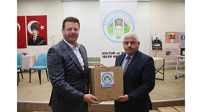 Başkan Soykan’dan 2 Bin Kitap