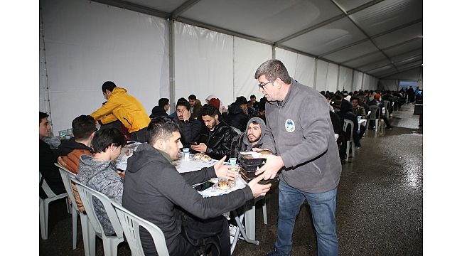 Büyükşehir’in Bereketli Sofrasında Ramazan’ın Tadı Bir Başka