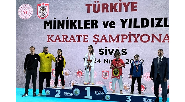 Şampiyonlar Adapazarı’ndan