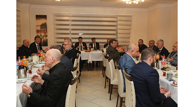 Serdivan Belediye Meclisi İftarda Buluştu