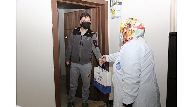 Serdivan Belediyesi’nden Yenidoğan Bebeklere İlk Hediye