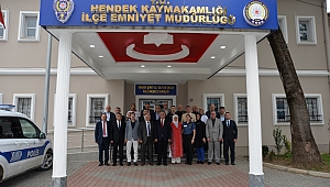 Hendek'te Protokol Bayramlaştı