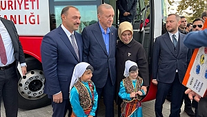 Cumhurbaşkanı Erdoğan’ı Akyazılı Çocuklar Karşıladı