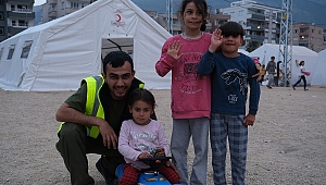 Büyükşehir’den Hatay’a aşevi: Kazanlar günün her saati kaynıyor