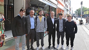 Adapazarı’ndan Tek Ses: Doğrusu AK Parti