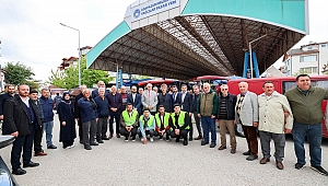 Başkan Yüce Çarşı-Pazarda Vatandaşla Birlikte