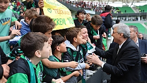 Başkan Yüce’den  Sakaryaspor'a Tebrik Mesajı
