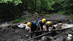 Büyükşehir Taşkınlara Anında Müdahale Ediyor